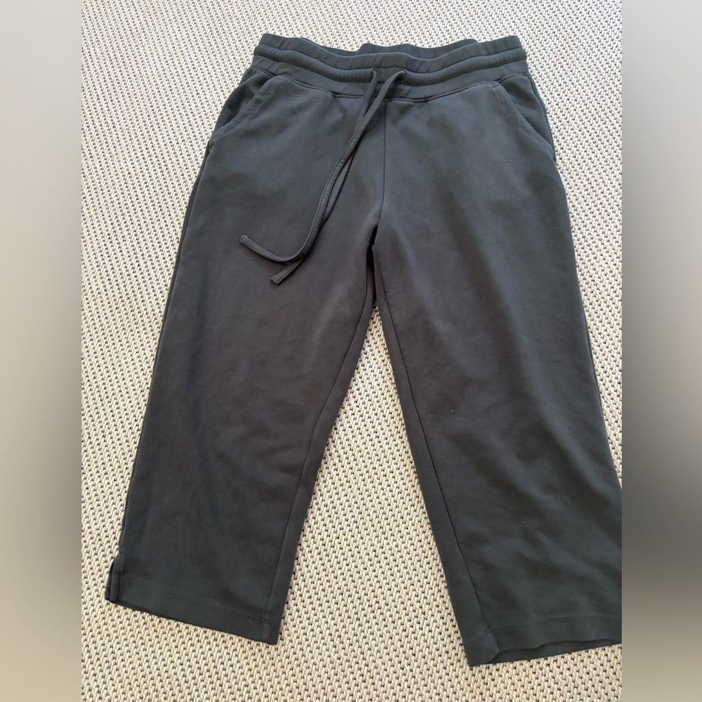 32 Degrees Cool Charcoal Grey‎ Cropped Lounge Pants Women’s Capri Sweatpants”